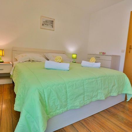 Apartments Lenka Сутіван Номер фото