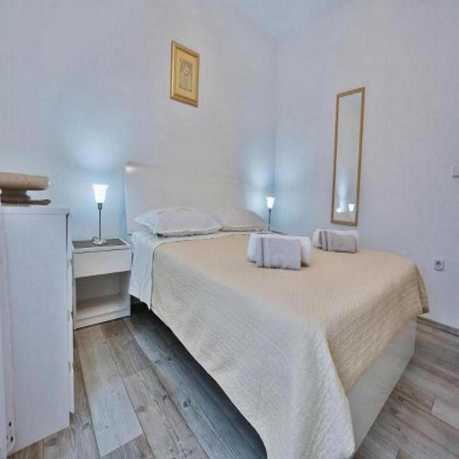 Apartments Lenka Сутіван Номер фото