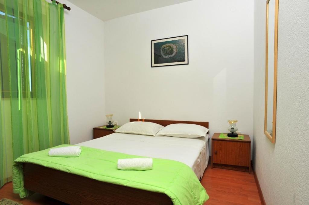 Apartments Lenka Сутіван Номер фото