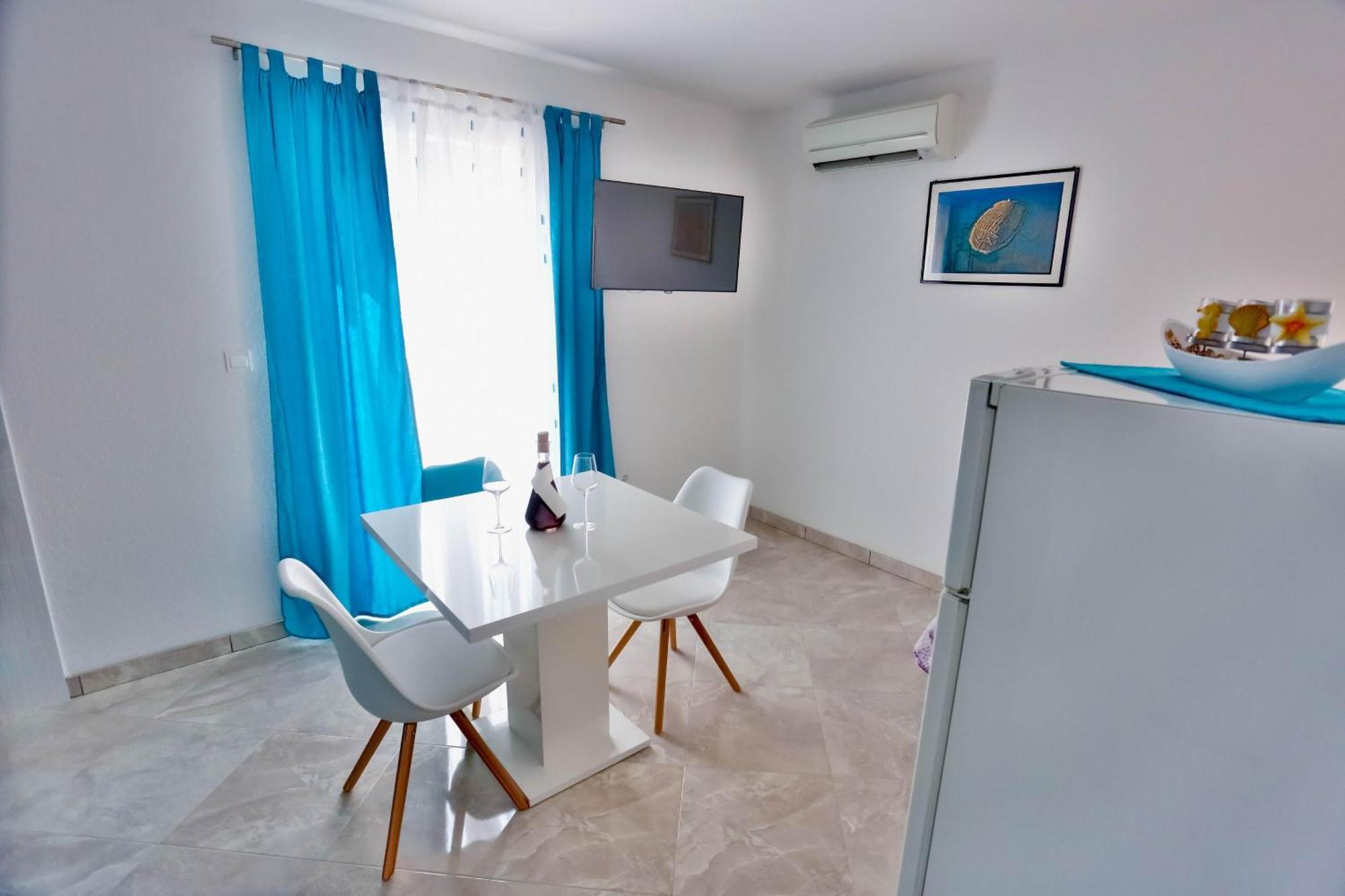 Apartments Lenka Сутіван Номер фото